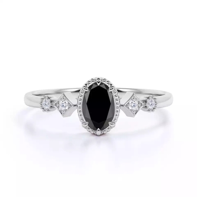 1,5 Carat Cắt hình bầu dục bằng kim cương đen và kim cương trắng Điểm nhấn Milgrain 5 viên đá bằng vàng trắng