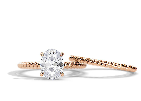Nhẫn vàng 9K cắt hình bầu dục 1,5ct 6 × 8MM với kiểu cài đặt ngàm Moissanite