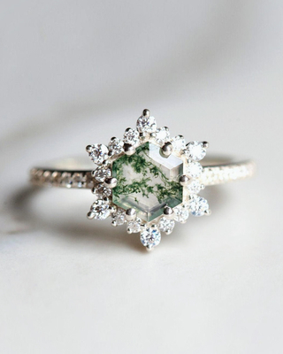 Nhẫn mã não rêu hình lục giác bông tuyết với đá Moissanites cho nữ