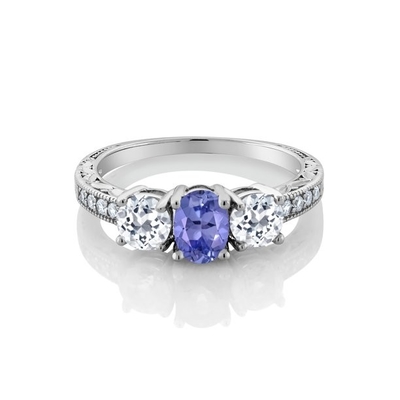 Tanzanite 0,25 carat với trang sức nhẫn bạc sterling có điểm nhấn là kim cương trắng