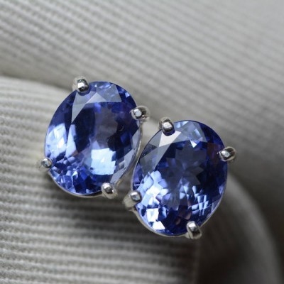 Nhẫn vàng 10K Marquise 1.68ct Tanzanite tự nhiên chính hãng với kim cương
