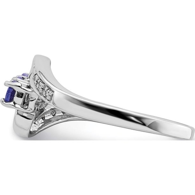 Nhẫn Tanzanite tự nhiên hình bầu dục bằng vàng trắng 14k đính kim cương