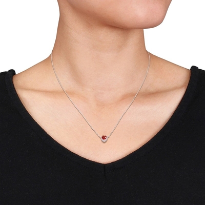 Vòng cổ bằng đá quý Sapphire &amp; Ruby do phòng thí nghiệm tạo ra