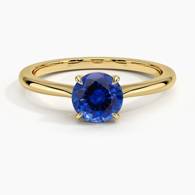 Blue Oval Lab đã tạo ra nhẫn năm viên đá sapphire và kim cương bằng bạc