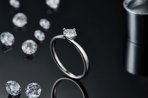 Trang sức vàng 9K Thiết kế tối giản Nhẫn bạc Moissanite 925