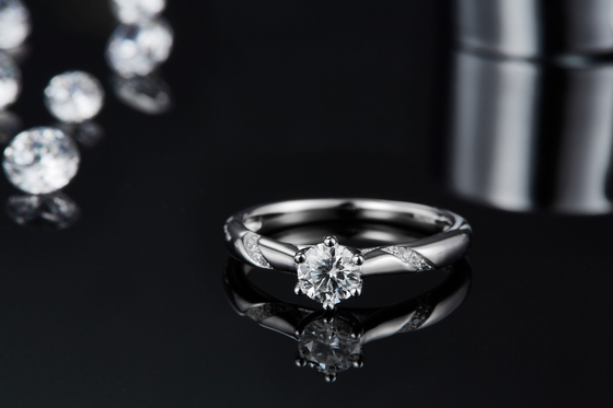 Bán Buôn Trang Sức Moissanite Bạc 925 Tùy Chỉnh Moissanite Nhẫn Đính Hôn