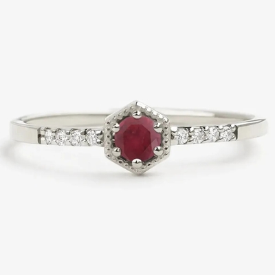 Quà tặng Bạc sterling Nhẫn đính hôn hình lục giác hồng ngọc tự nhiên Dainty Unique