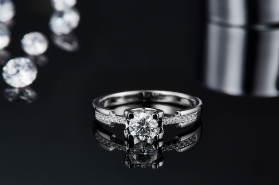 Nhẫn Cưới Moissanite Tối Giản Tùy Chỉnh Sytle Cz Màu Trắng Dành Cho Nữ