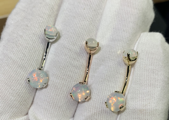 Chiều dài 25mm Đinh tán mũi bằng vàng 18k, Vòng xỏ lỗ mũi OEM với Opal linh sam trắng