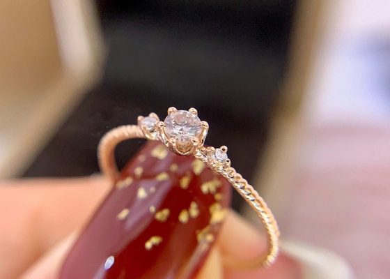 Claw Setting Nhẫn kim cương vàng 14k, Nhẫn kim cương 0,1 Ct để làm quà tặng