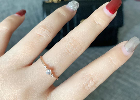 Claw Setting Nhẫn kim cương vàng 14k, Nhẫn kim cương 0,1 Ct để làm quà tặng