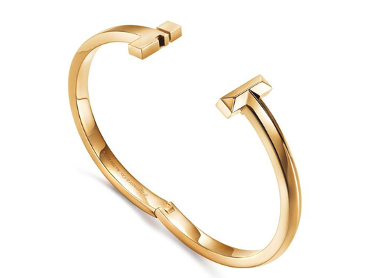 Vòng đeo tay bản lề kim cương rộng 18K T1 Trọng lượng 43,31g cho Lễ kỷ niệm