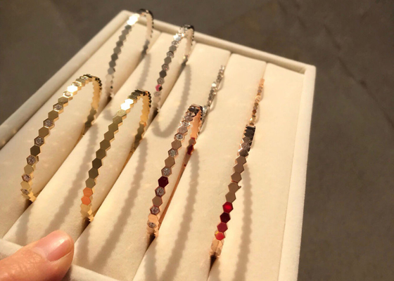 Vòng đeo tay hình lục giác 18k vàng rắn Chiều rộng 4mm cho sự tham gia OEM