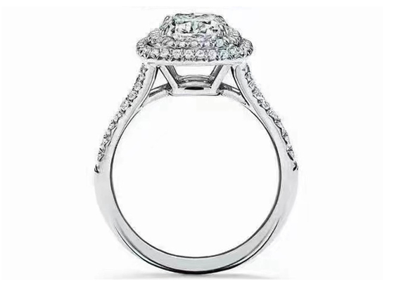 Bộ nhẫn cưới OEM Đệm cắt Halo với 66 chiếc 1,2ct kim cương