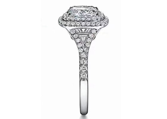 Bộ nhẫn cưới OEM Đệm cắt Halo với 66 chiếc 1,2ct kim cương