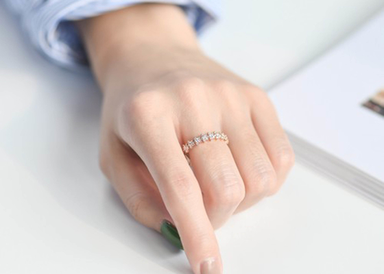 Nhẫn kim cương sao vàng 0,54ct, Nhẫn đính hôn vàng 18k 1,3mm cho nữ cô gái