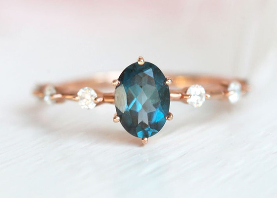 Vòng Topaz xanh London 1,56ct, Hình bầu dục Vòng kim cương Cắt hình tròn OEM
