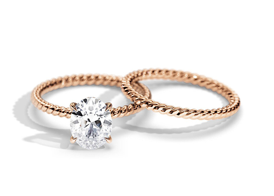 Nhẫn vàng 9K cắt hình bầu dục 1,5ct 6 × 8MM với kiểu cài đặt ngàm Moissanite