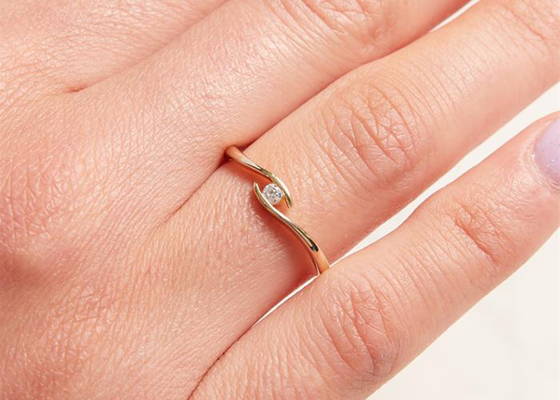 Nhẫn kim cương vàng vàng 14k Solitaire Cắt tròn 1,5mm bằng kim cương 0,10ct