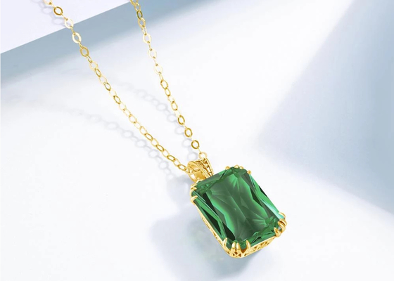 Dây chuyền vàng 14K cổ điển 2,67ct 8 × 10mm với mặt dây chuyền ngọc lục bảo tự nhiên